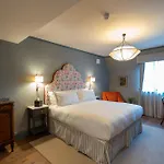 The Maker Boutique Hotel *