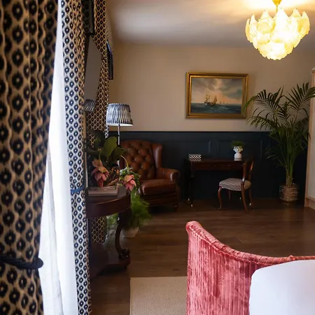 The Maker Boutique Hotel *